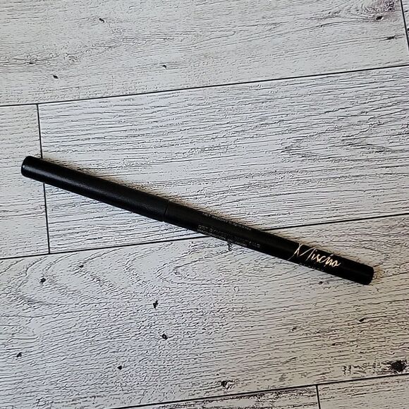 Mischo Beauty Lip Liner  - Picture 1 of 6
